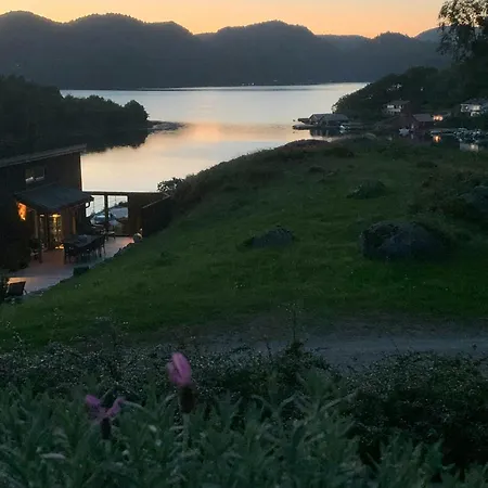 別荘 By The Fjord Med Grønsfjord